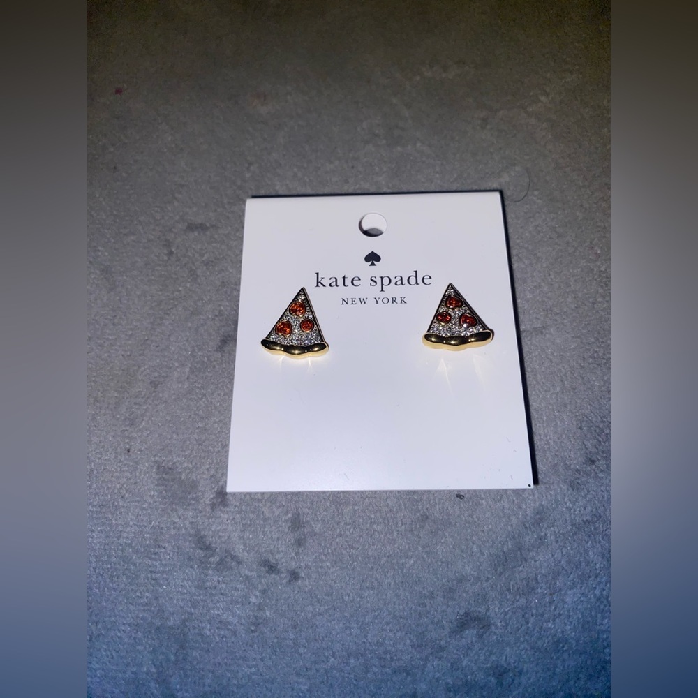 BNWT Kate Spade Cubic Zirconia “Pizza My Heart” Stud Earrings $58 - Picture 3 of 4